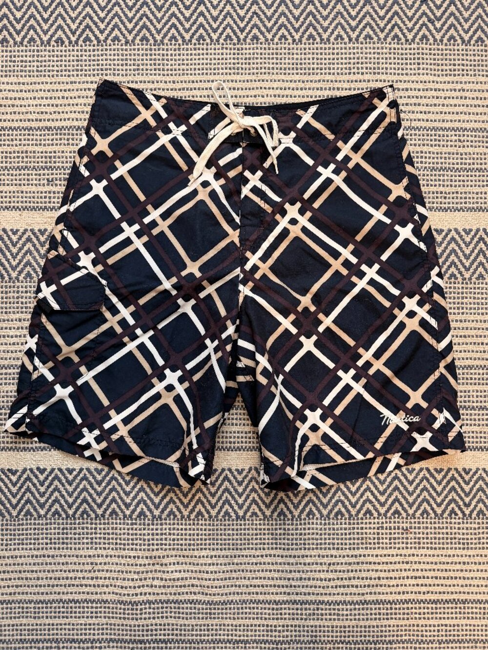 Nautica Men’s Swim Trunks – Size 34 – Retro 90s Style